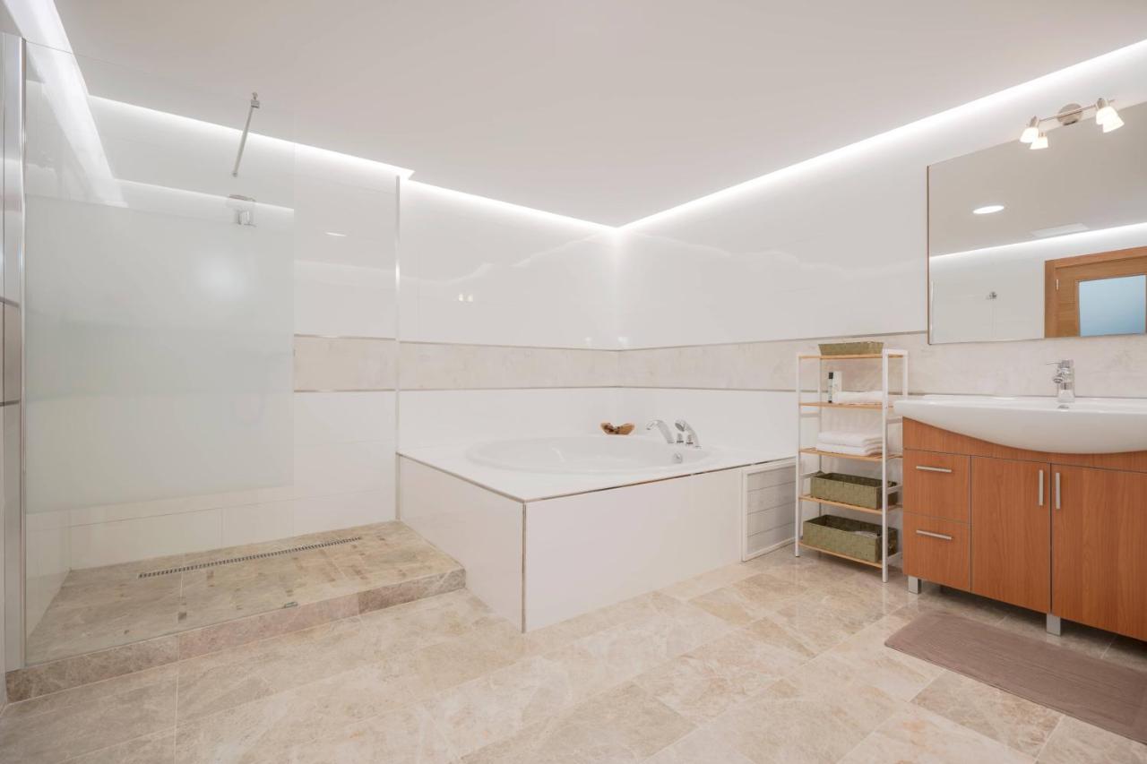 The Moss - Luxury Villa In Corralejo Near The Beach Buitenkant foto