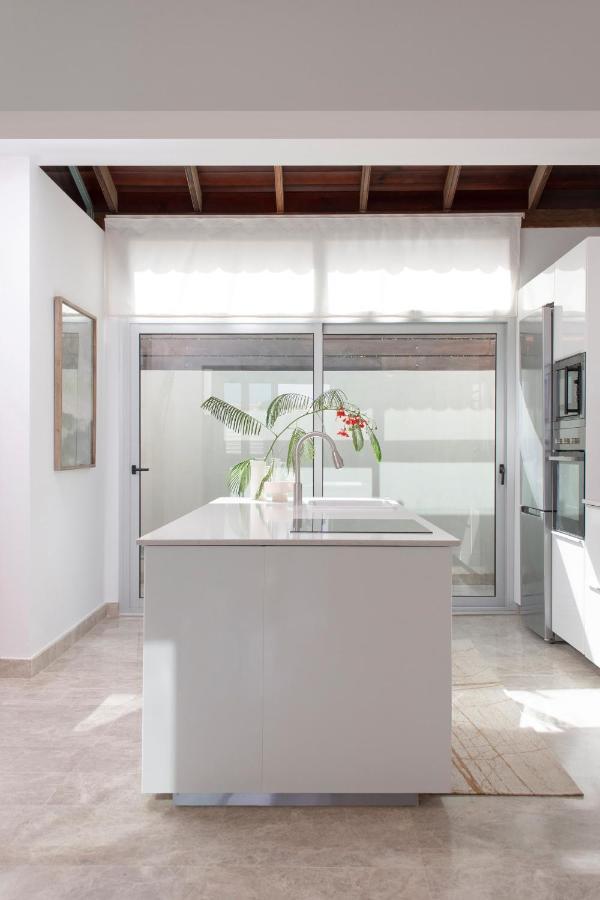 The Moss - Luxury Villa In Corralejo Near The Beach Buitenkant foto