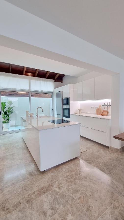 The Moss - Luxury Villa In Corralejo Near The Beach Buitenkant foto